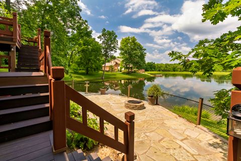 Tiny photo for 396 Lake Indian Hills Circle, Carbondale, IL 62902 (MLS # 100000166)