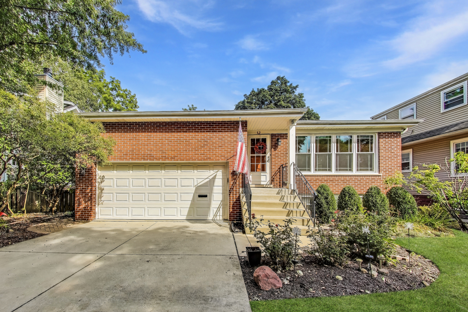 5 N Maple Street