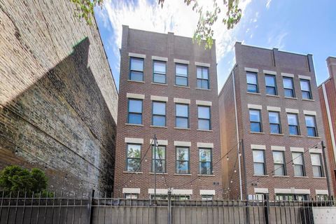 2303 W CHICAGO Avenue 2 Chicago IL 60622