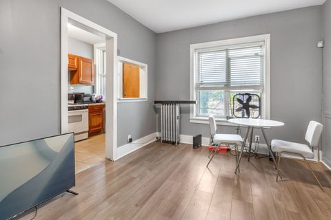 Tiny photo for 953 E 61st Street #1E, Chicago, IL 60637 (MLS # 12516494)