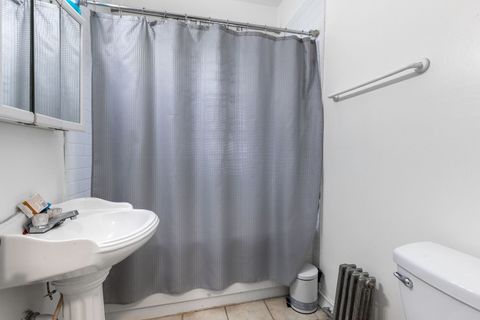 Tiny photo for 953 E 61st Street #1E, Chicago, IL 60637 (MLS # 12516494)