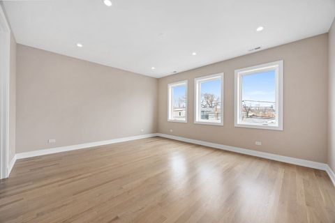 Tiny photo for 3633 S Emerald Avenue, Chicago, IL 60609 (MLS # 12608977)