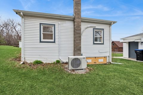 Tiny photo for 2016 Sunnyside Beach Drive, Johnsburg, IL 60051 (MLS # 12608188)