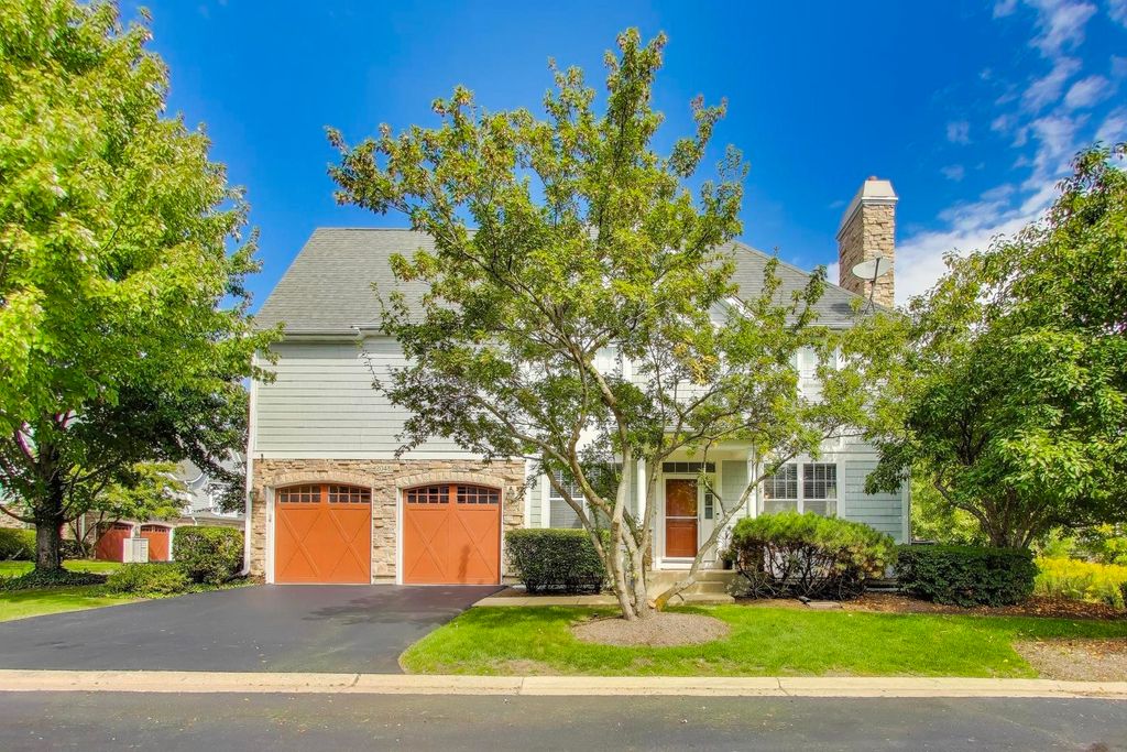 Photo for 20481 N audrey Lane, Deer Park, IL 60010 (MLS # 12464834)