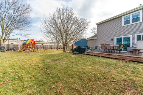 Tiny photo for 3612 W Drake Court, McHenry, IL 60050 (MLS # 12543209)