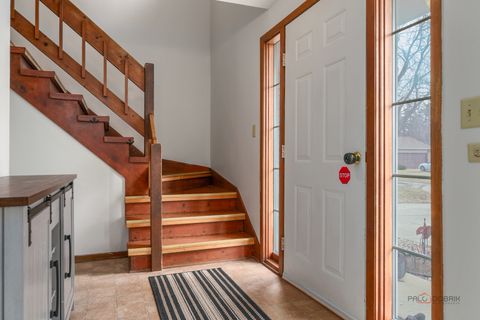 Tiny photo for 3612 W Drake Court, McHenry, IL 60050 (MLS # 12543209)