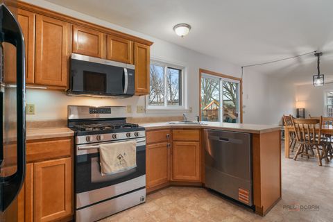 Tiny photo for 3612 W Drake Court, McHenry, IL 60050 (MLS # 12543209)