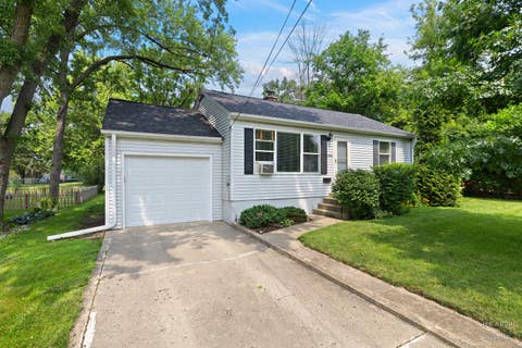 3906 Grove Avenue, McHenry, IL 60050 - #: 12732303