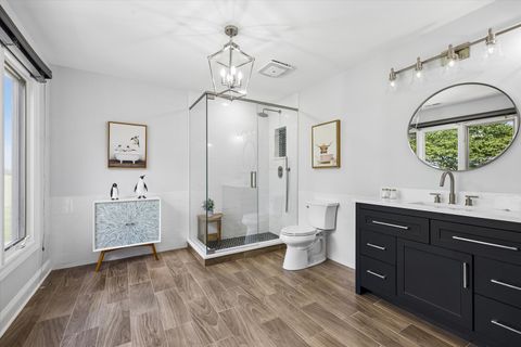 Tiny photo for 10 Bordeaux Court, Oakwood Hills, IL 60013 (MLS # 12676561)