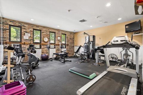 Tiny photo for 11B Kingery Quarter #107, Willowbrook, IL 60527 (MLS # 12470076)