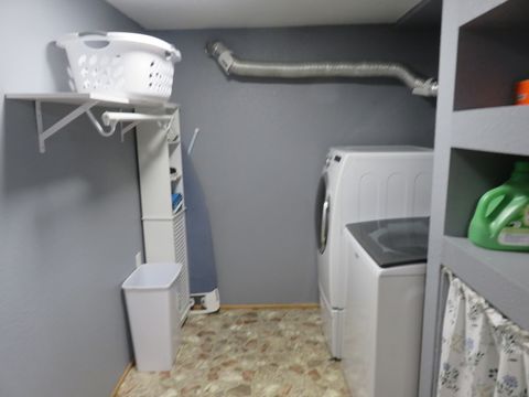 Tiny photo for 606 14th Place, Camanche, IA 52730 (MLS # 12631481)