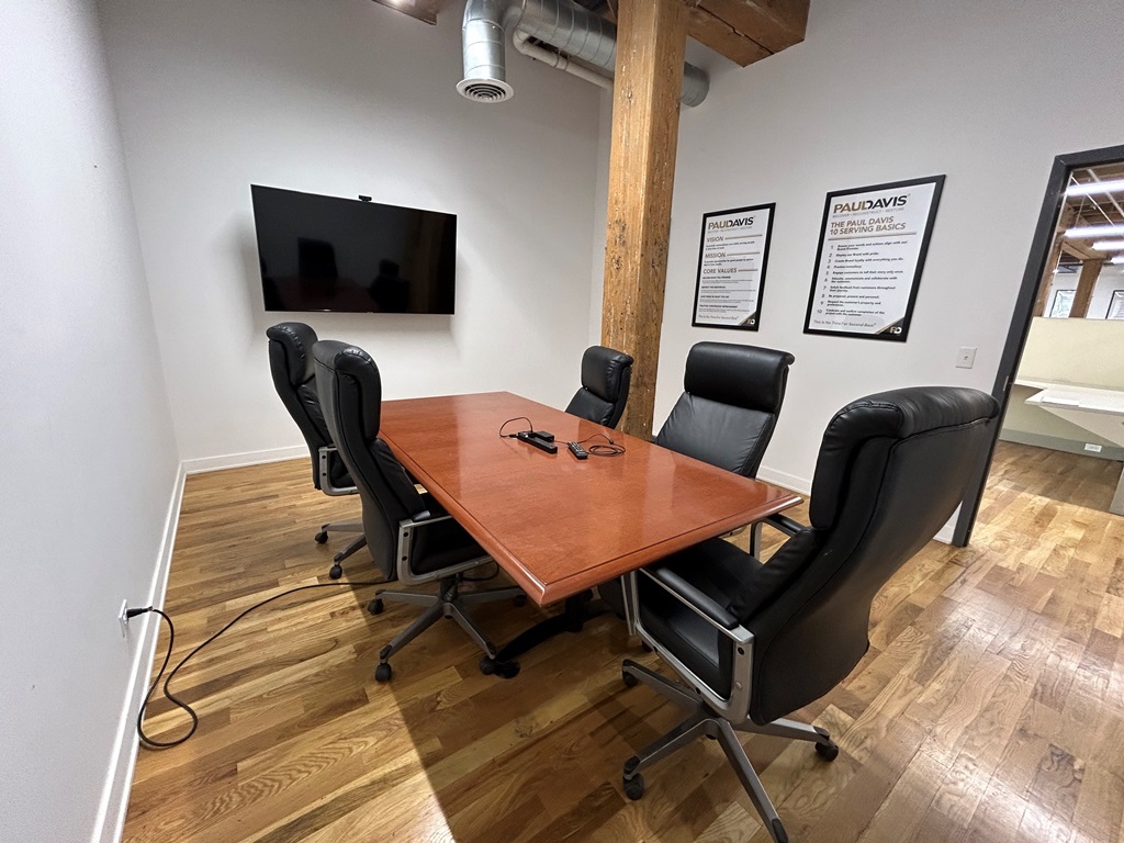 4348 W Lake Street 205