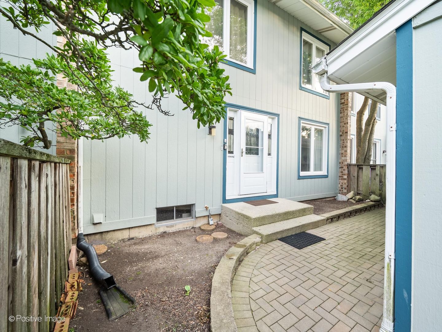 223 Willow Lane