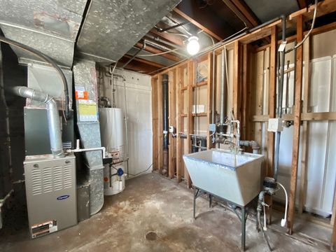 Tiny photo for 503 Marie Drive, South Holland, IL 60473 (MLS # 12428405)