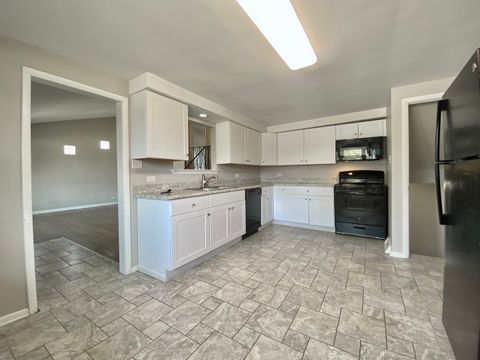 Tiny photo for 503 Marie Drive, South Holland, IL 60473 (MLS # 12428405)