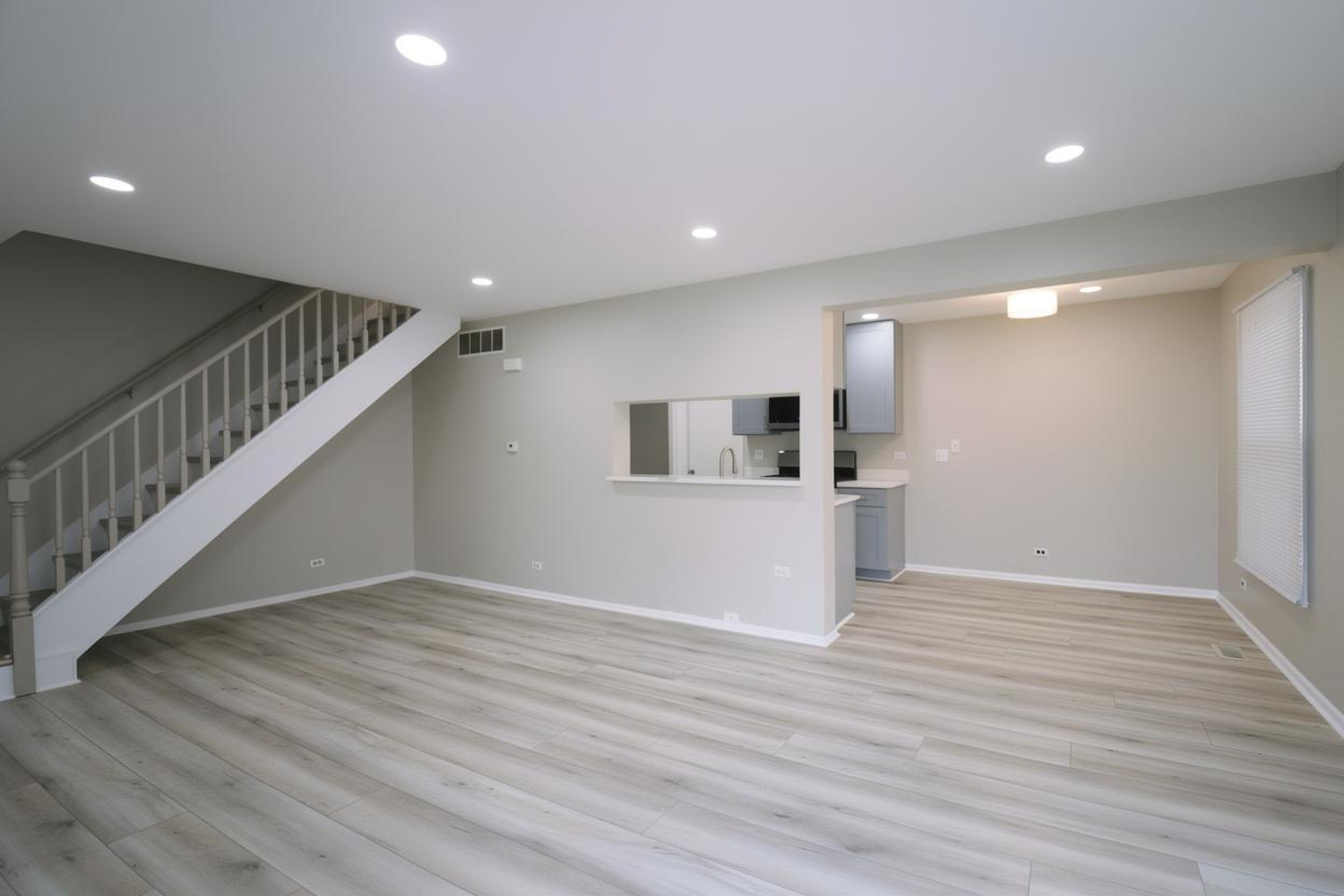 360 Farmingdale Circle