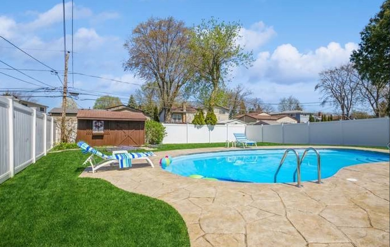 260 Brentwood Drive