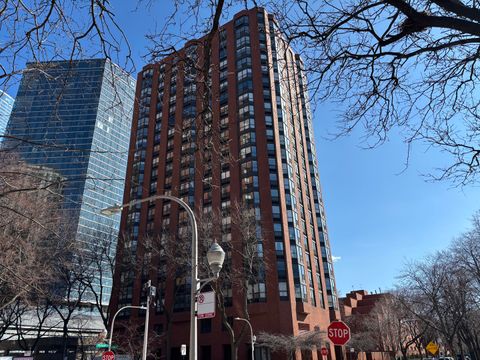 901 S Plymouth Court 1402 Chicago IL 60605
