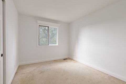 Tiny photo for 30W289 Pinehurst Drive #289, Naperville, IL 60563 (MLS # 12458035)