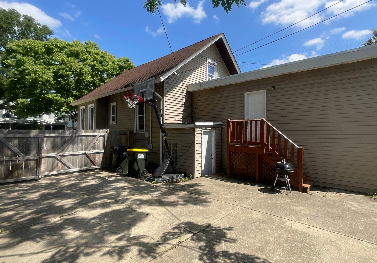 314 E Lincoln Avenue