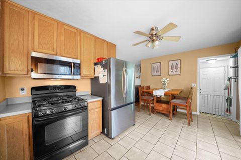 Tiny photo for 84 E Rickard Drive, Oswego, IL 60543 (MLS # 12535941)