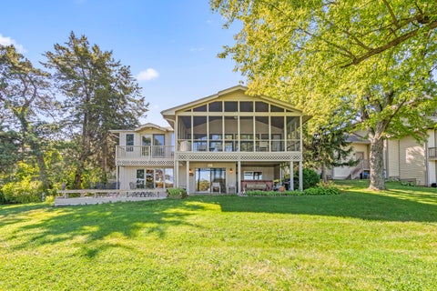 Photo of 24 Holiday Drive, Lake Holiday, IL 60552 (MLS # 12776542)
