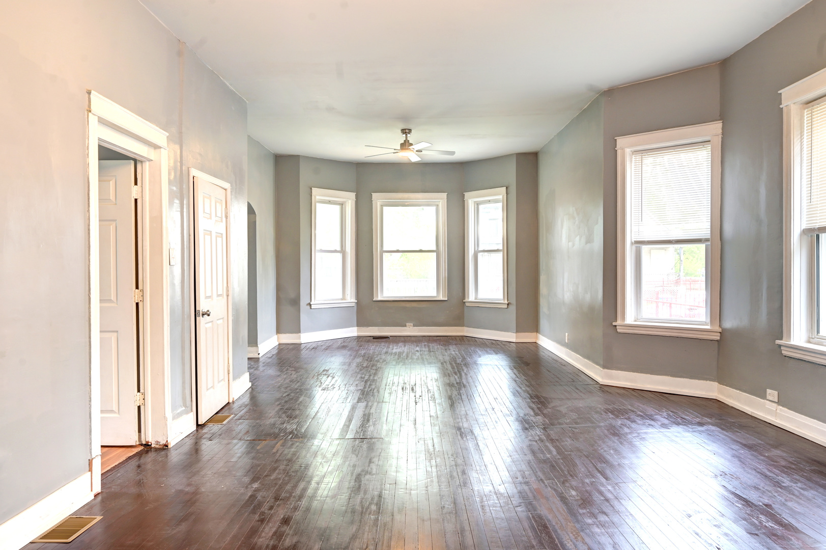 135 W 109th Place