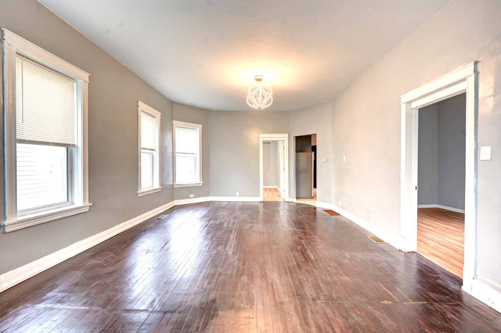 135 W 109th Place