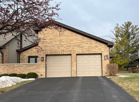 1742 Pebble Beach Drive Hoffman Estates IL 60169