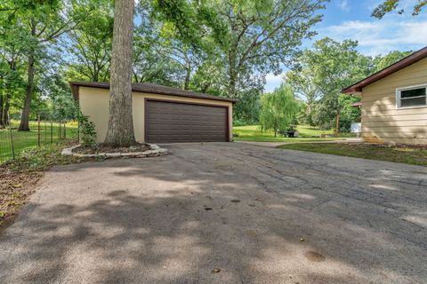 Tiny photo for 16705 W 138th Street, Lockport, IL 60441 (MLS # 12468572)