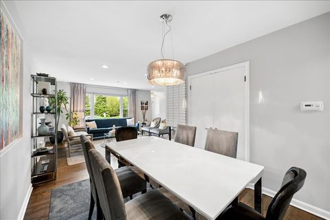 Tiny photo for 912 Hunter Road, Wilmette, IL 60091 (MLS # 12616095)
