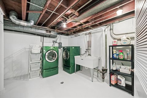 Tiny photo for 912 Hunter Road, Wilmette, IL 60091 (MLS # 12616095)