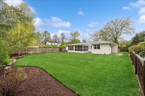 Tiny photo for 912 Hunter Road, Wilmette, IL 60091 (MLS # 12616095)