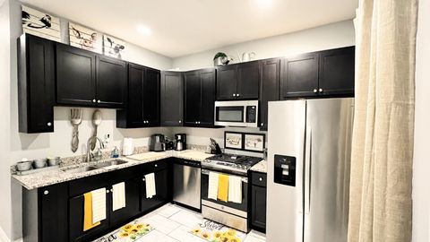 Tiny photo for 7714 S Marquette Avenue, Chicago, IL 60649 (MLS # 12662000)