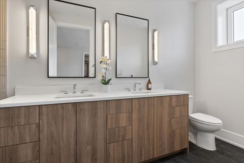 Tiny photo for 2405 W Sunnyside Avenue #2S, Chicago, IL 60625 (MLS # 12468603)