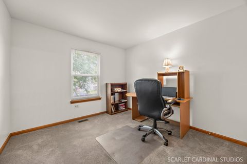 Tiny photo for 664 Birchwood Drive, Bolingbrook, IL 60490 (MLS # 12449826)