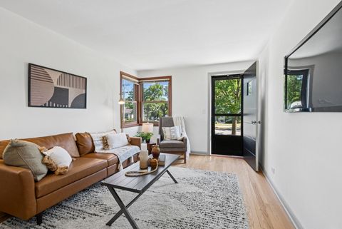 Tiny photo for 600 8th Avenue, La Grange, IL 60525 (MLS # 12583468)