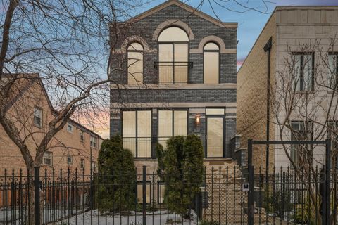 Photo of 3137 N Spaulding Avenue, Chicago, IL 60618 (MLS # 12543663)