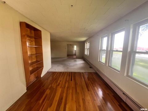 Tiny photo for 307 N MORGAN Street, Anna, IL 62906 (MLS # QC4266441)