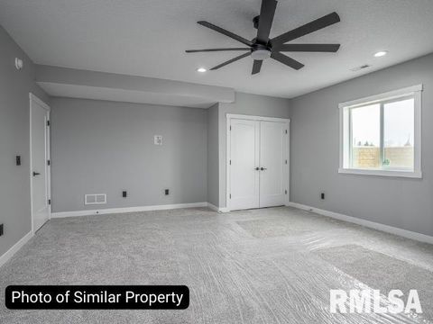 Tiny photo for 1713 KATIE Court, Davenport, IA 52807 (MLS # QC4270038)