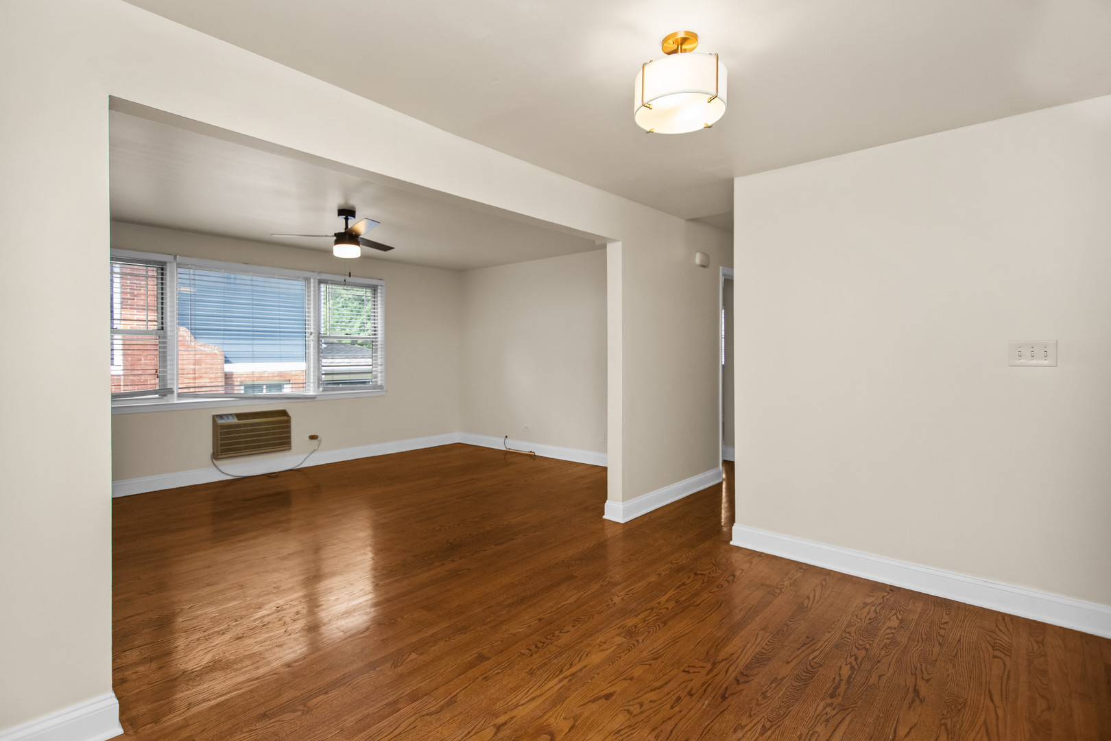 1615 W Touhy Avenue 2N