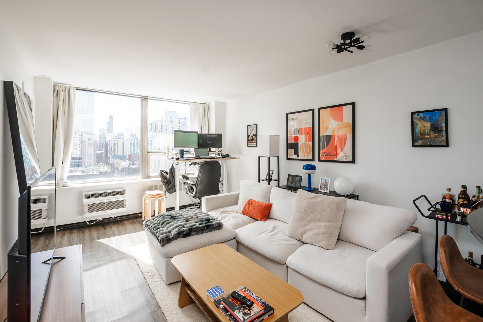 1360 N Sandburg Terrace 1409C