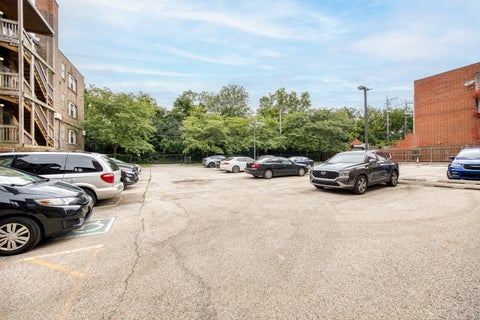 Tiny photo for 5522 S Cornell Avenue #2W, Chicago, IL 60637 (MLS # 12690714)