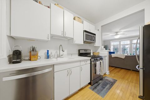 Tiny photo for 737 W BELDEN Avenue #E, Chicago, IL 60614 (MLS # 12582571)