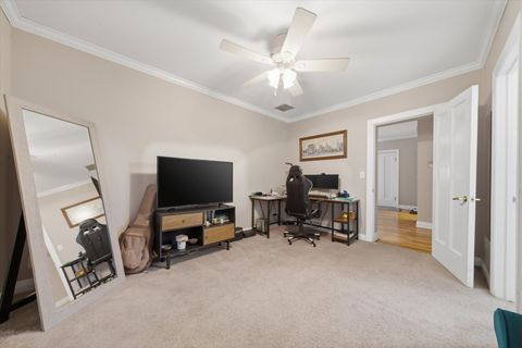 Tiny photo for 737 W BELDEN Avenue #E, Chicago, IL 60614 (MLS # 12582571)