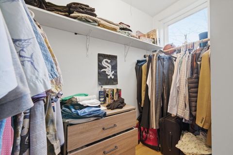 Tiny photo for 737 W BELDEN Avenue #E, Chicago, IL 60614 (MLS # 12582571)