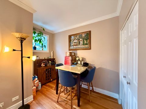 Tiny photo for 737 W BELDEN Avenue #E, Chicago, IL 60614 (MLS # 12582571)