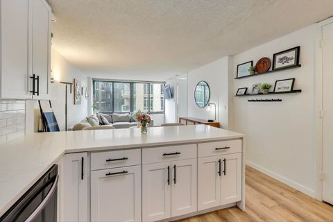 Tiny photo for 2754 N Hampden Court #506, Chicago, IL 60614 (MLS # 12499003)