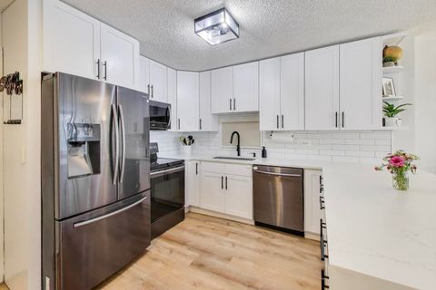 Tiny photo for 2754 N Hampden Court #506, Chicago, IL 60614 (MLS # 12499003)