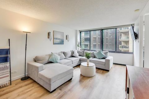 Tiny photo for 2754 N Hampden Court #506, Chicago, IL 60614 (MLS # 12499003)